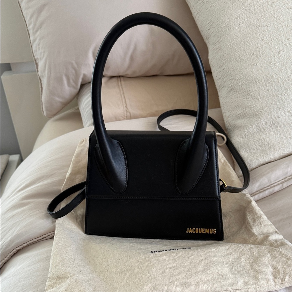Jacquemus Le Grand Chiquito Top Handle